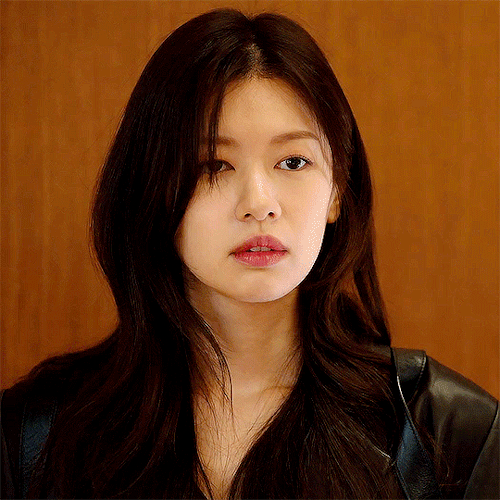 JUNG SO MIN As BAE SEOK RYU In Mom's Friend's Son (Love Next Door, TvN/Netflix 2024) The Category Is