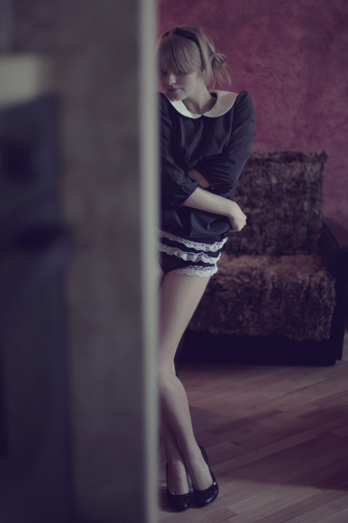 girls-snap:  As a model_Yasia apres de Moi9 by duskOFsummer