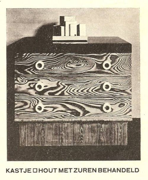 Eileen Gray furniture featured in dutch magazine Wendingen, 1924. With an essay by Jean Badovici. Vi