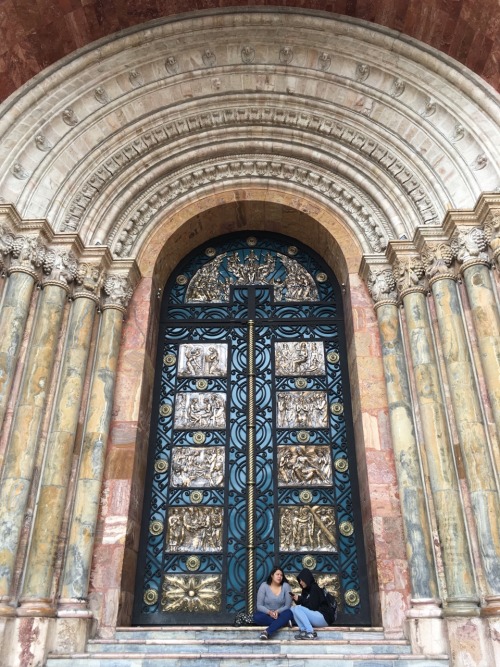 Marble columns framing the doorway to Cuenca Cathedral, Ecuador
