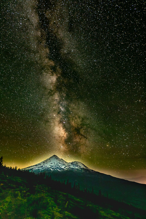 Porn photo disminucion:    Milky Way Eruption  