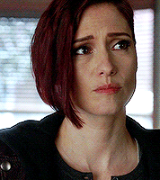 hollandrooden:alex danvers in every episode: 5x10 - the bottle episode