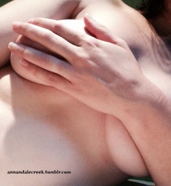 annandalecreek:  My man is busy &amp; I’m bored.  I break rules when I’m bored baby.