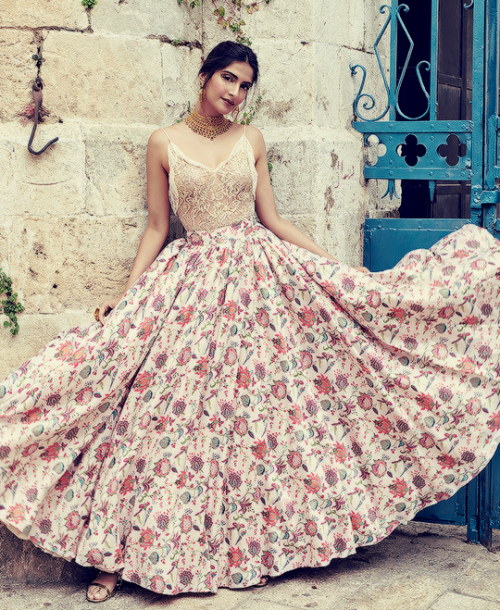 baawri:Sonam Kapoor for Harper’s Bazaar Bride India