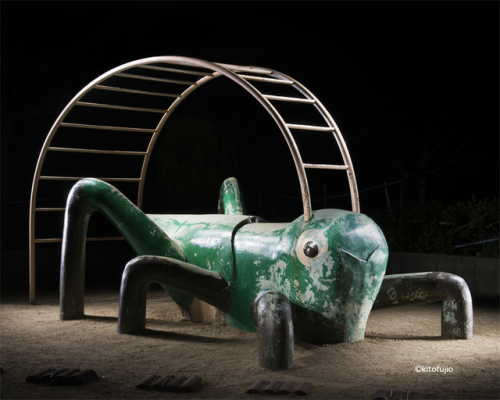 itscolossal:Photos of Japanese Playground Equipment at Night by Kito Fujio