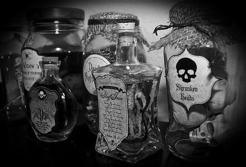lust4lilac:  dollysgothworld:  ☠ ☽ ✪ ☾~ WICKED ~☽ ✪ ☾ ☠  