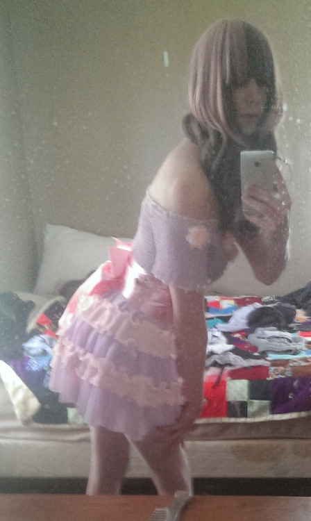 cdisabel: sissyjessystuff:Very new at tumblr, but here’s my sissy crossdressing self! Do you think s