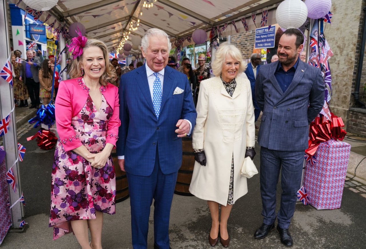 First look at EastEnders’ Platinum Jubilee episodes, including a cameo from Charles and Camilla. #EastEnders#Spoilers#EastEnders Spoilers#Soap Spoilers#Prince Charles #Camilla Parker Bowles #Cameo#Mick Carter#Linda Carter#Patrick Trueman#Martin Fowler#Sonia Jackson#Jubilee#Platinum Jubilee