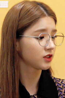 jiwoo:Heejin ♡ B Side 2: LOONA Ep.2