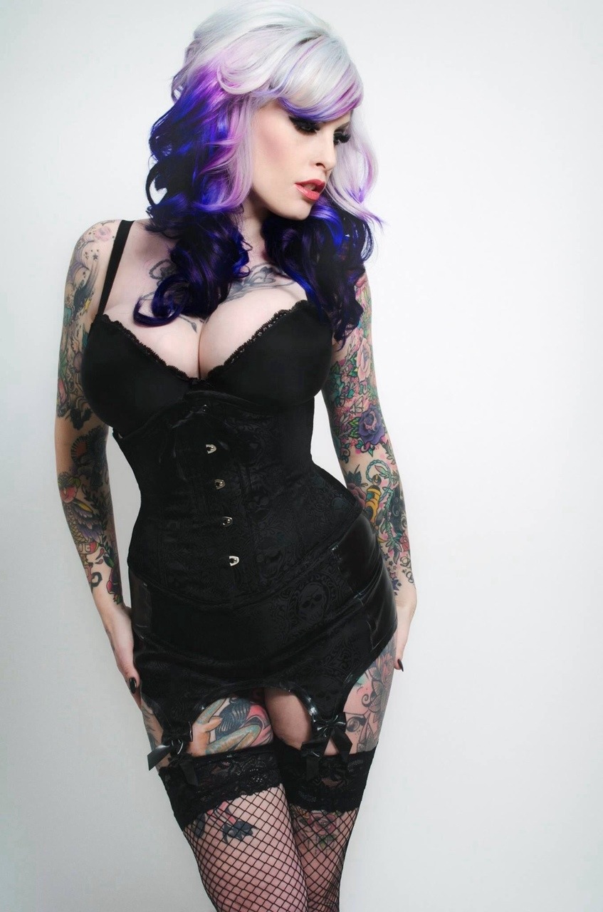 altmodelgirlcrush:  KandyK