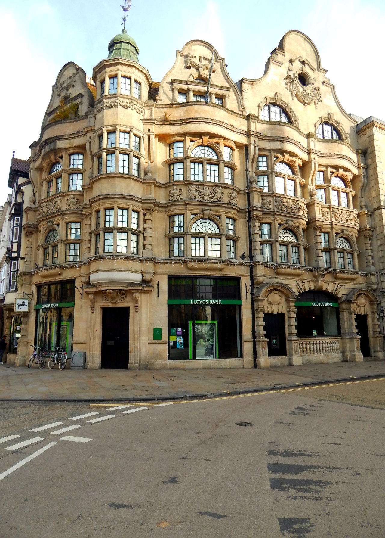 fuckitandmovetobritain:  Great Britain - Edinburgh, Cambridge, Manchester, Jedburgh,