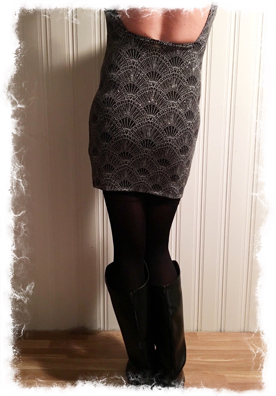 rick-spank:  New dress. Very glittery..❤️ 