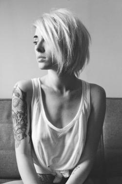 panda-face-mew:  Alysha Nett