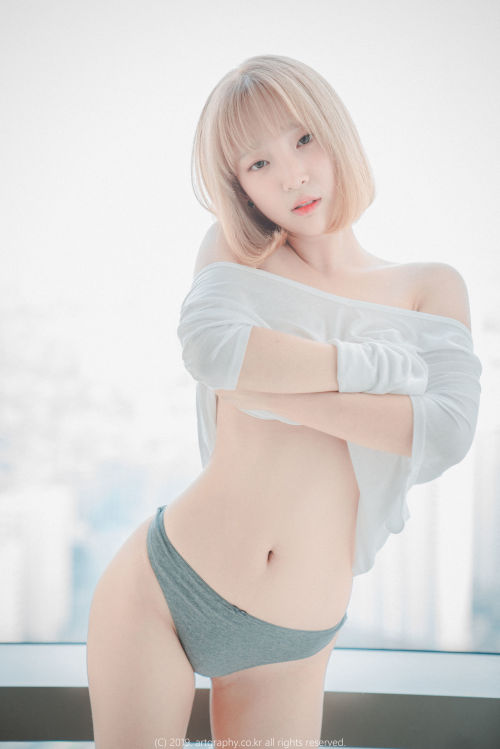 Waifu5000:    Kang In-Kyung 강인경