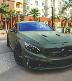 topvehicles:  Military green S65 AMG via reddit