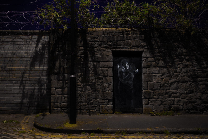exhibition-ism:  Bansky is back in the UK 