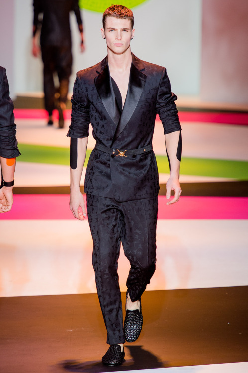 derriuspierre: Versace Spring/Summer 2014 | Milan Fashion Week