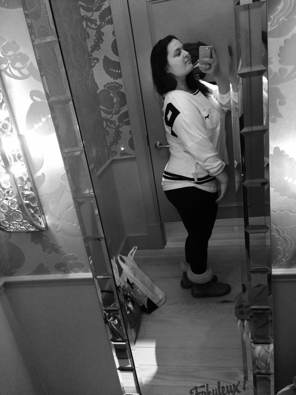 frightfulllminds:  Changing room selfie