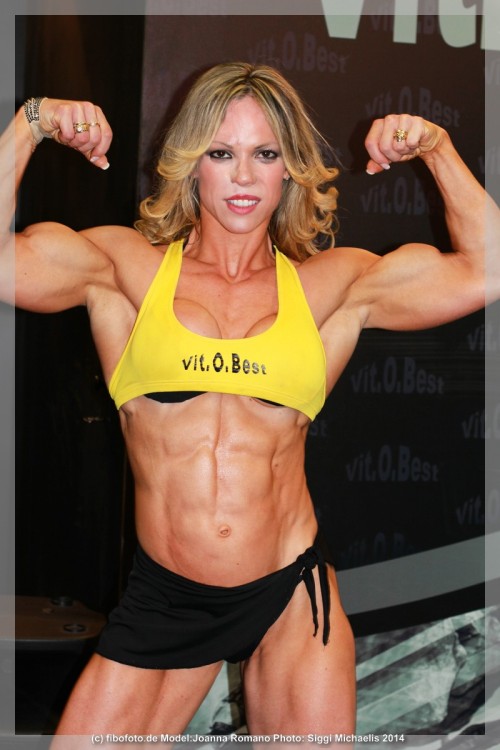 aworldofmuscle:  Joanna Romano from Spain