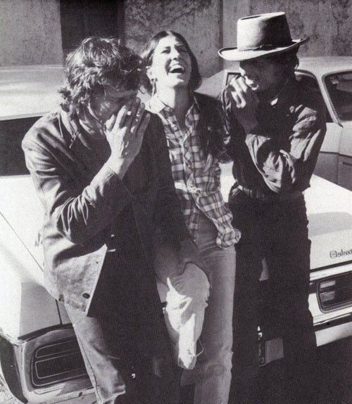 indypendent-thinking:  (via Snapshot: Kris Kristofferson, Rita Coolidge and Bob Dylan