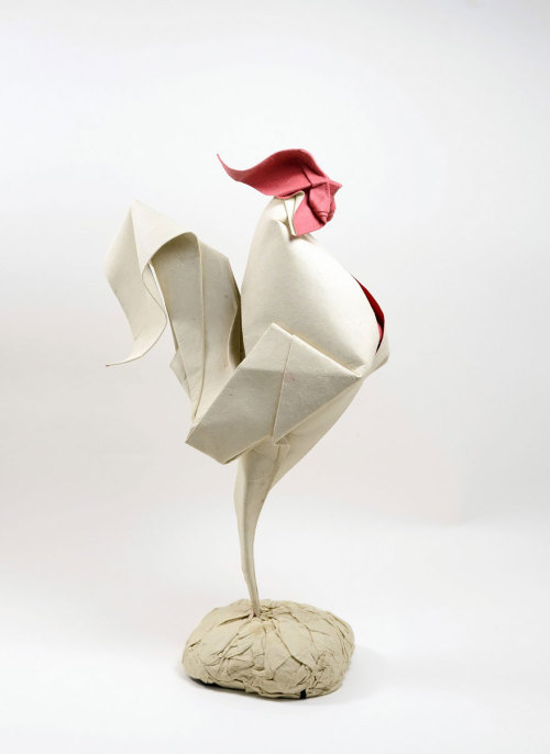 foxythewhatnow:  katherinebarlow:  boredpanda:    Difficult Wet Folding Technique Allows This Vietnamese Artist To Create Curved Origami    His name is Hoàng Tiến Quyết and his Flickr is here.  oooooooooooooooooooooooooooooooooo