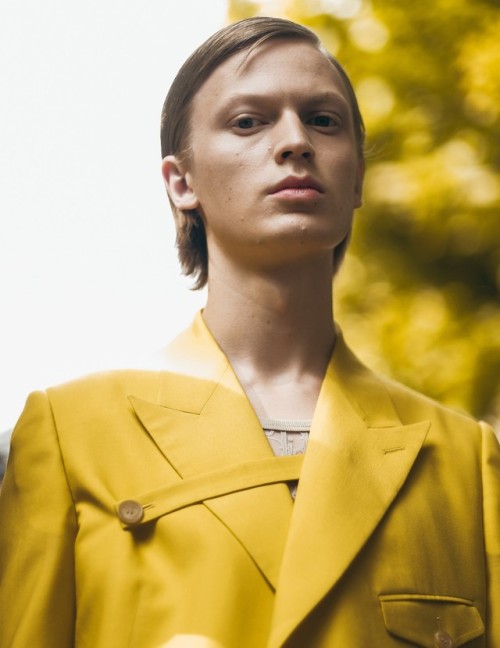 Jonas Glöer by Inès Manai - Backstage at Dior Homme, SS19