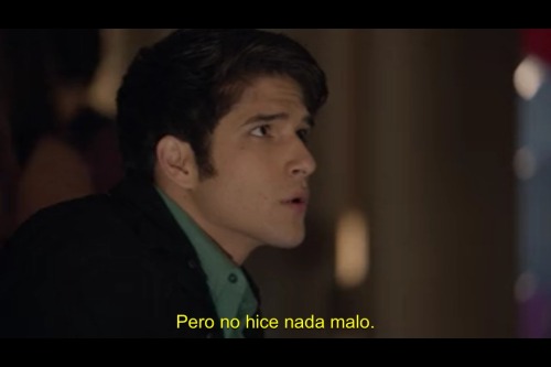 warm-meupandbreathe-me:  Bien dicho, Stiles. porn pictures