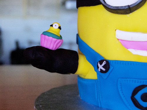 Dave the Minion Cake!