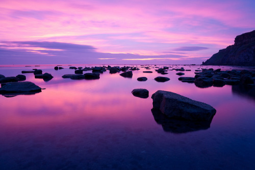 neptunesbounty:  Saltwick Bay Sunrise - Landscape by mark_mullen on Flickr.