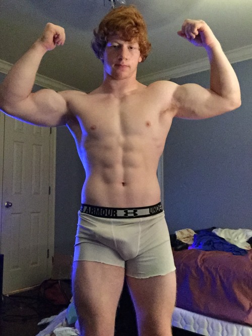 guys-with-bulges:  Ginger armour + guns + canon. Jack off video here.  Sweet balls&hellip;