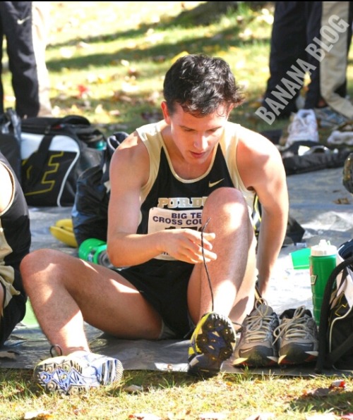 thebananablog:  The Purdue University cross country team leaves very little to the imagination. Ugh 