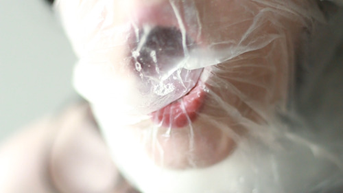 of-saudade:  Asphyxia. 