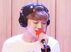minyoongis:  Chen singing ’I Miss You’ by Kim Bumsoo 