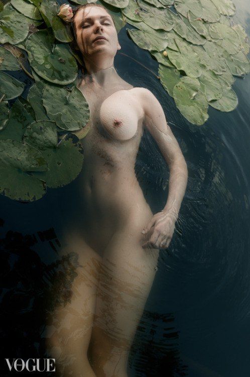 ellismarellphotography:  photo by: ©2016 ellis marell photography. All rights reserved!  tumblr   |   flickr   |   vogue   |   twitter 