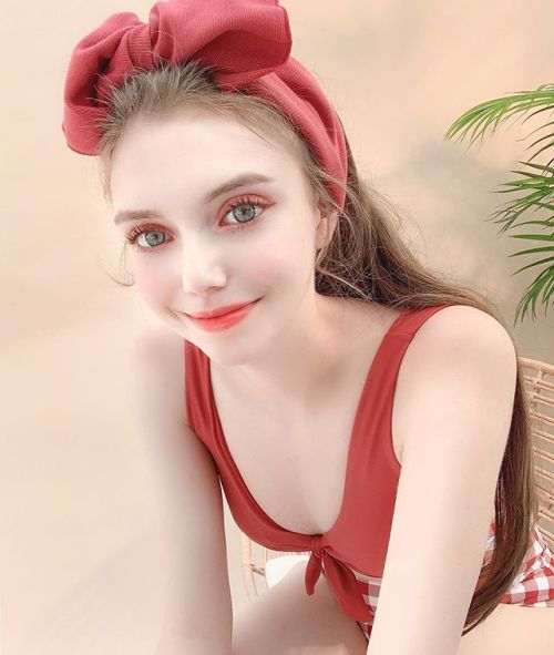 SweetnessThree Carla • 26 • 🏳️‍🌈