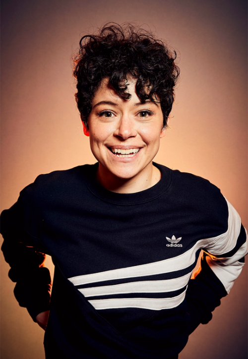 maslany-news:Tatiana Maslany by Robby Klein (2019)