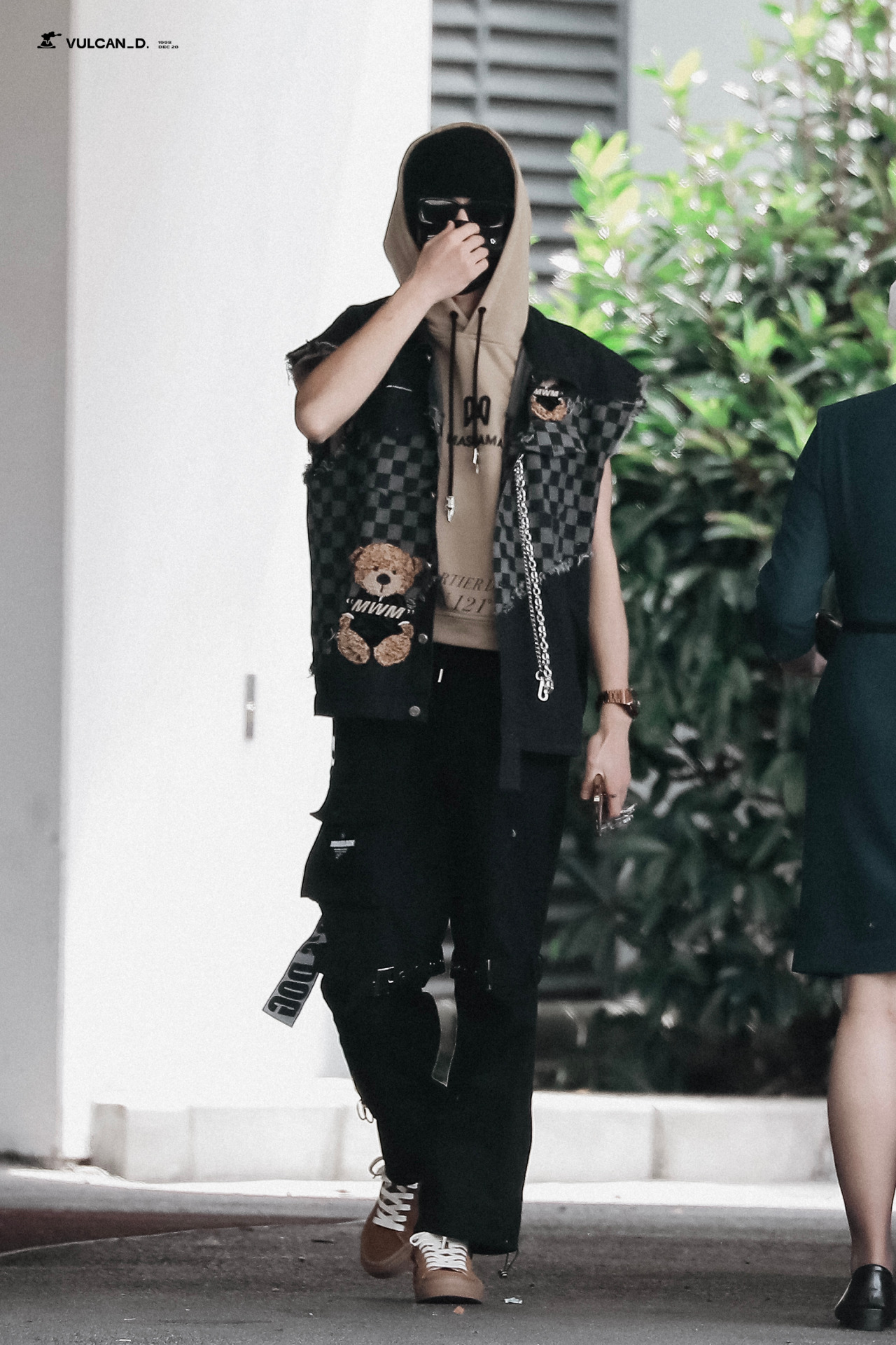 Airport Fashion — Dylan Wang - August 10th 2022