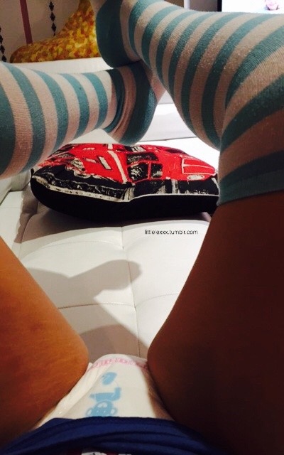 littlelexxx:  Today was onesie washing day but I didn’t let it stop me wearing