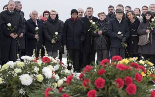 littlegoythings: micdotcom: Heart-wrenching photos mark the 70th anniversary of the liberation of Au