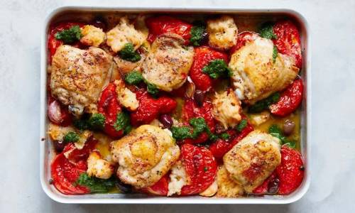 Tomato and chicken traybake