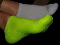 Porn Pics thesockqueen:Do you like it when I purposely