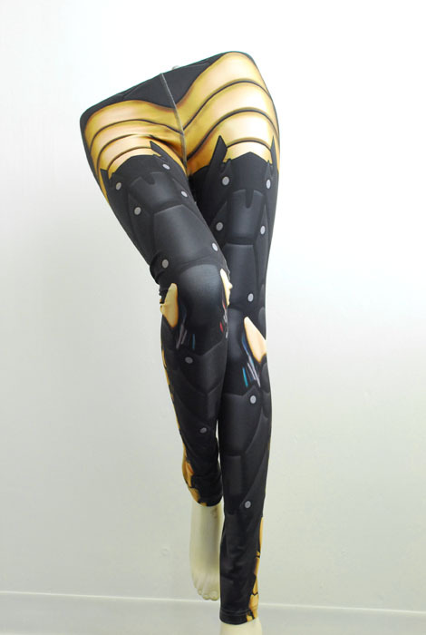 minimusminor:  londonprophecy:  mitmunk:  Our BIONIC leggings in black. Both the