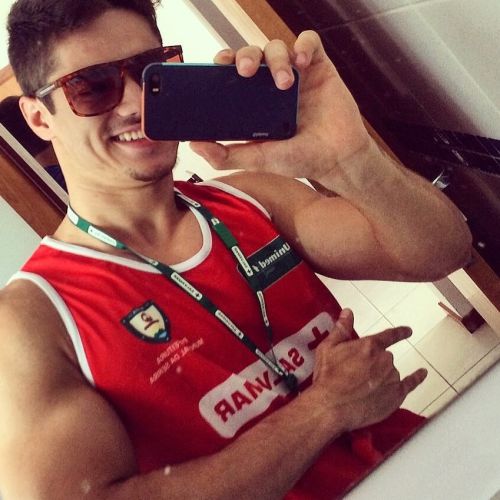 dreamguysblog:  By debortoligabriel http://j.mp/1Yq4f8R 