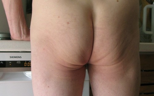 papy-gay-fou-de-sexe:   ENTRÉE  LIBRE  Love to get inside you!