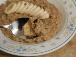 :  VEGAN RECIPE: Banana Bread Oatmeal by Dreams