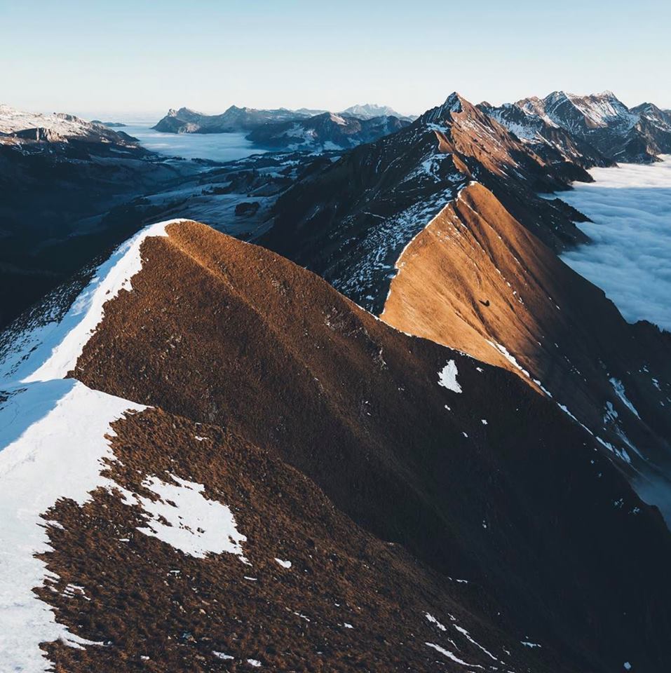 Adventurous Life — 🌎 Swiss Alps | 📸 Hannes Becker