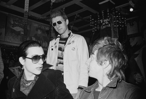 tvbabie:the damned at hope &amp; anchor in london, november 1976photos by erica echenberg1, 2, 3