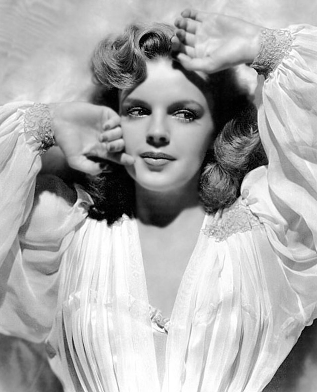 Judy Garland in 1942