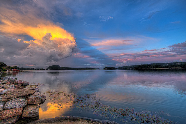 Hafsten - Sunset by Filip Nystedt on Flickr.
Swedish sunset.