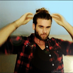 bisubmission:  crimsonbat….the man bun…  No I have length to get too